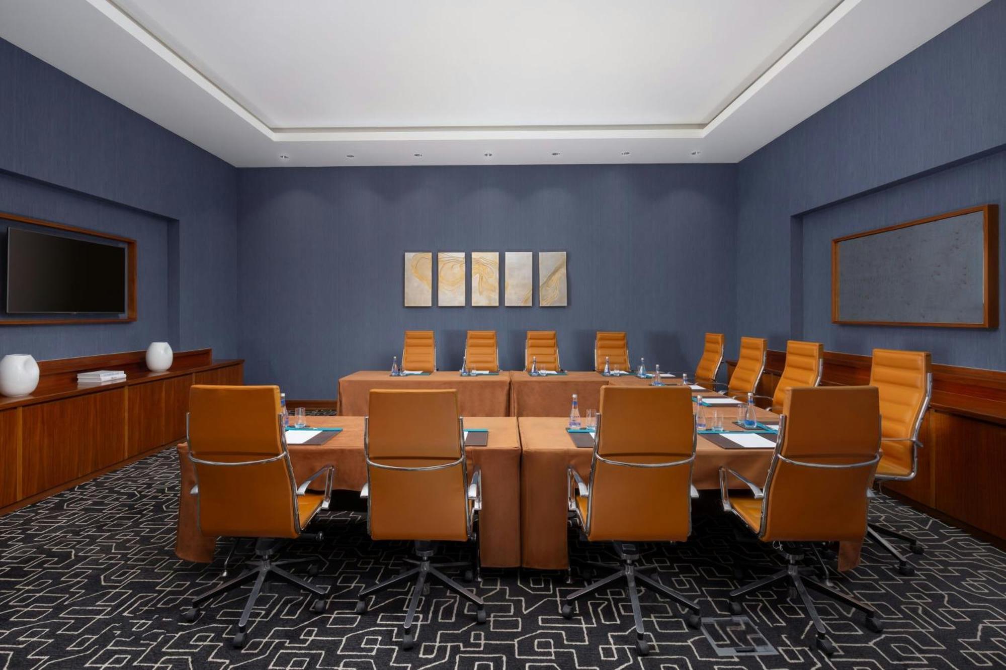 Sheraton Baku Intourist Exterior foto Boardroom